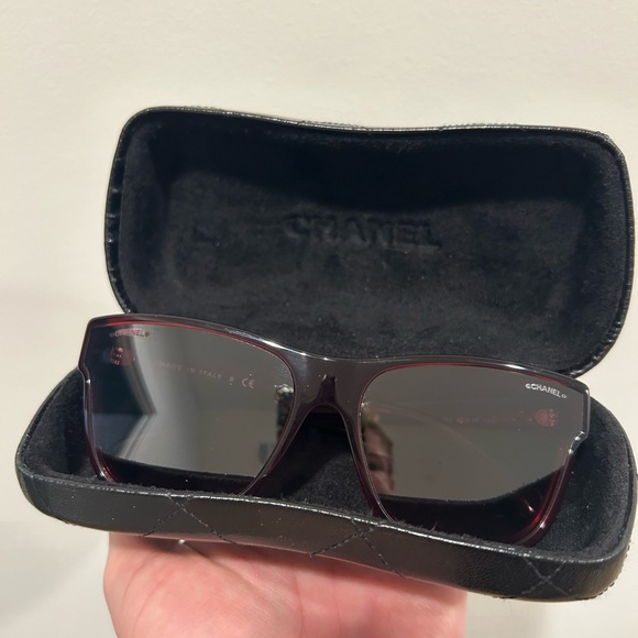 Authentic Chanel sunglasses - Picture 8 of 11
